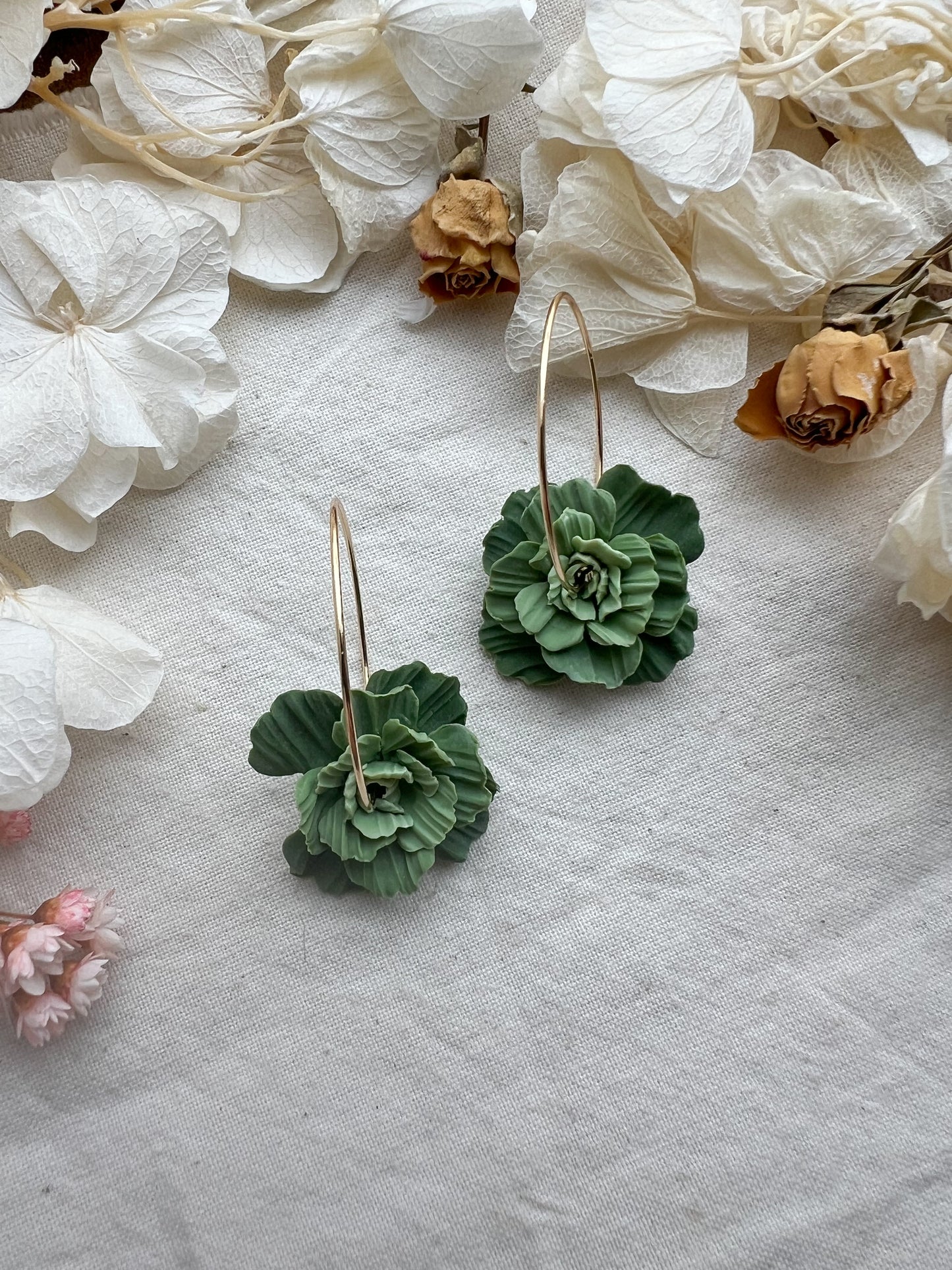 Flower Hoop in Apple Green