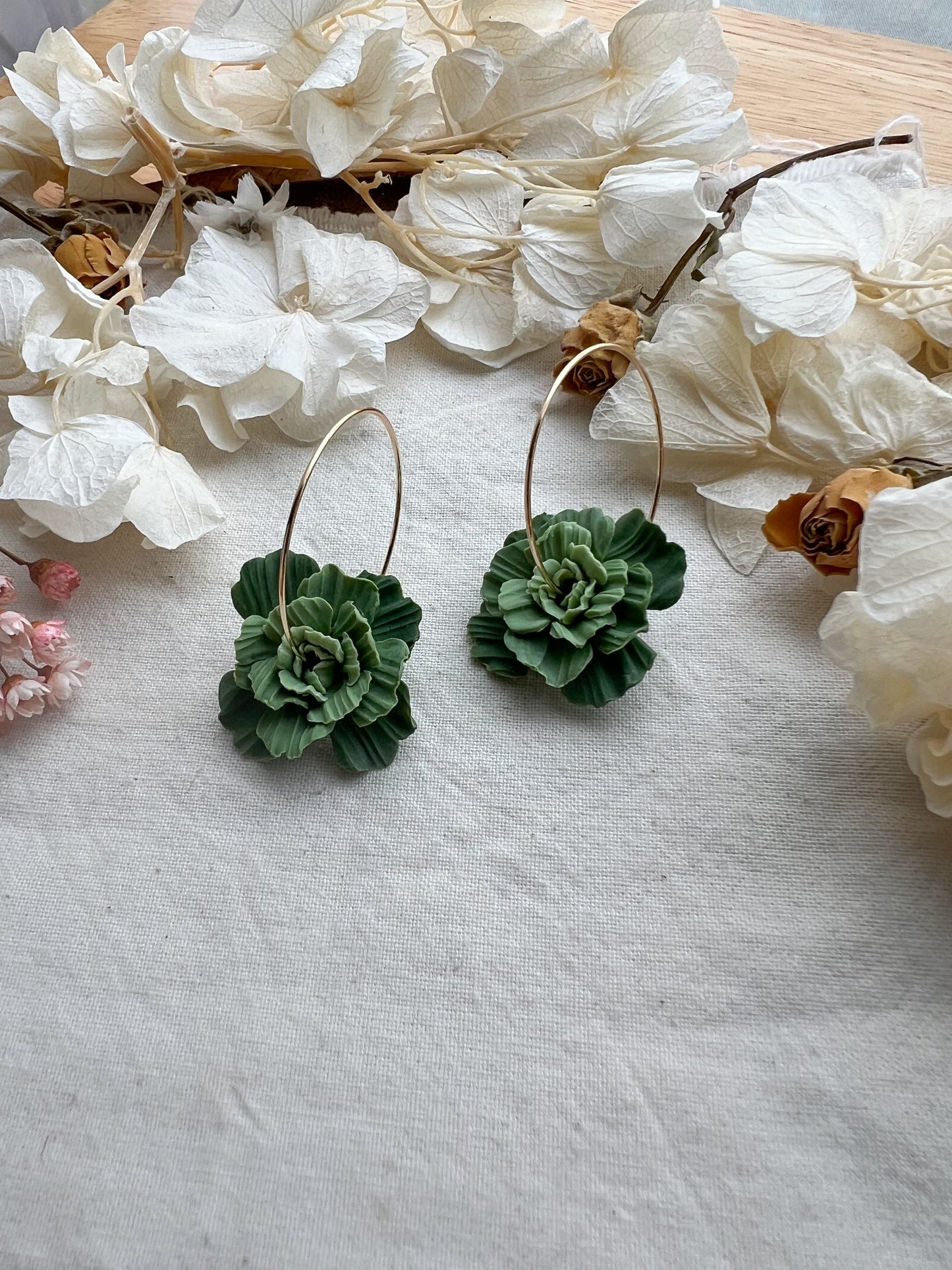 Flower Hoop in Apple Green