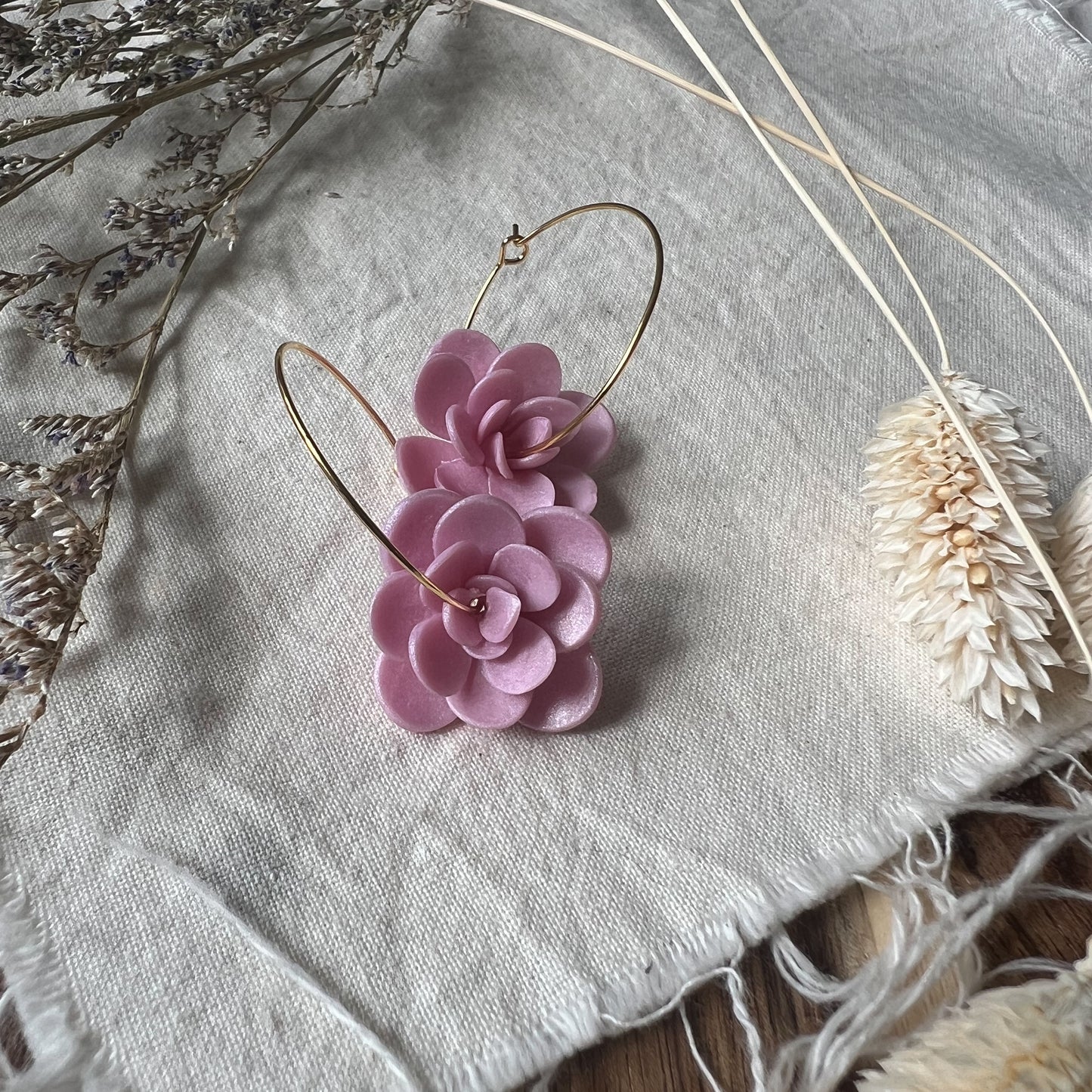 Flower Hoop in Dusky Pink