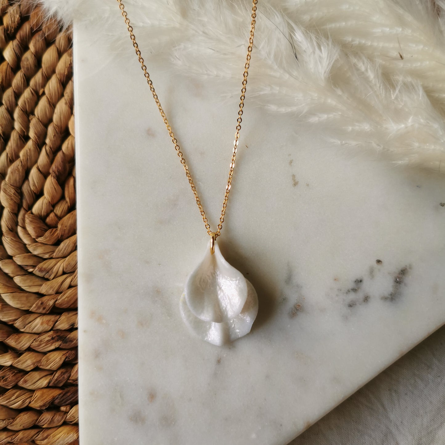 DELEN DOUBLE | medium rose petal 18" necklace in mother of pearl