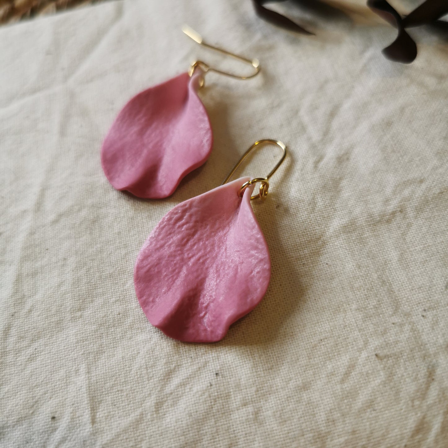 DELEN | medium rose petal hook earrings in vivid spring pink ombre