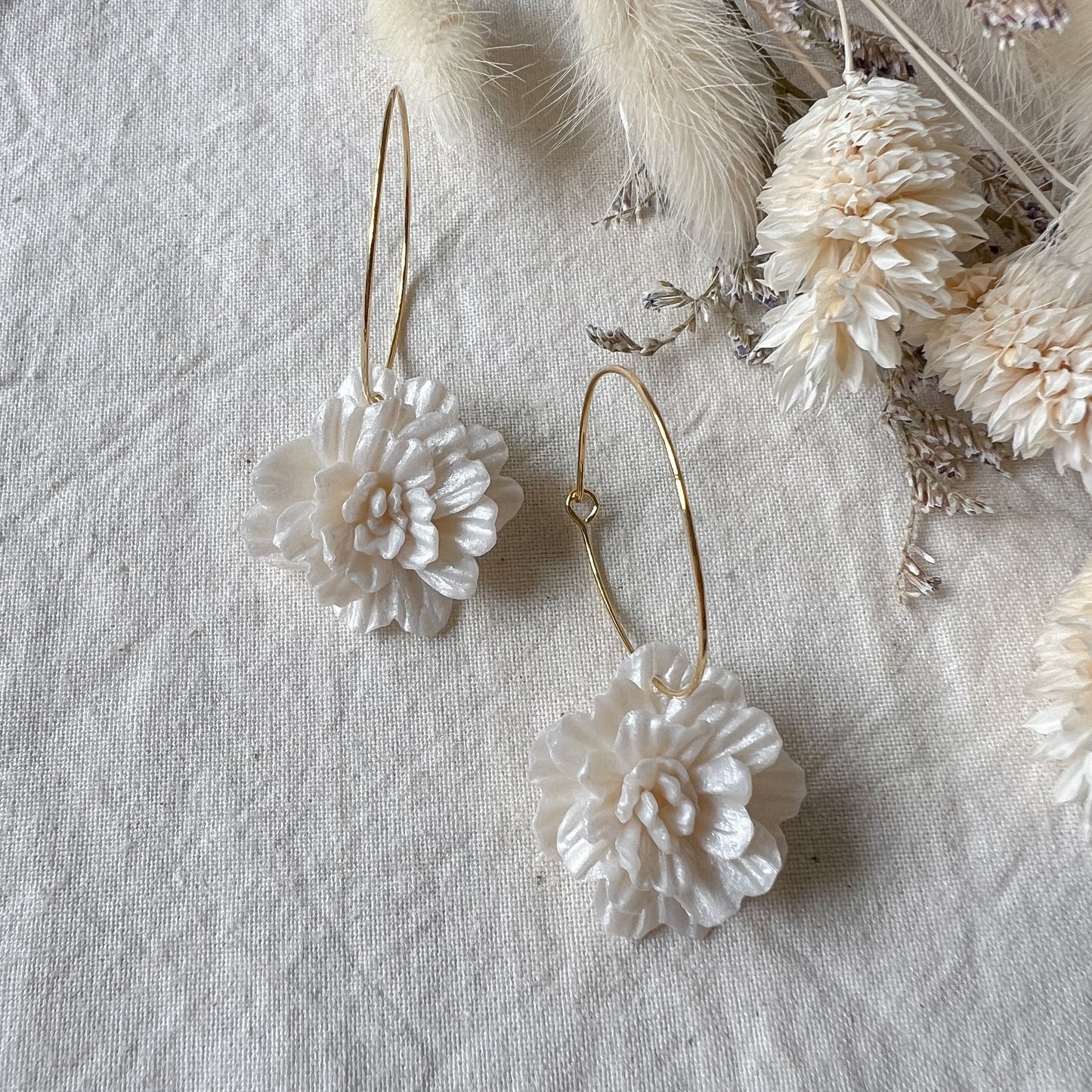 Flower Hoop in Pearl White
