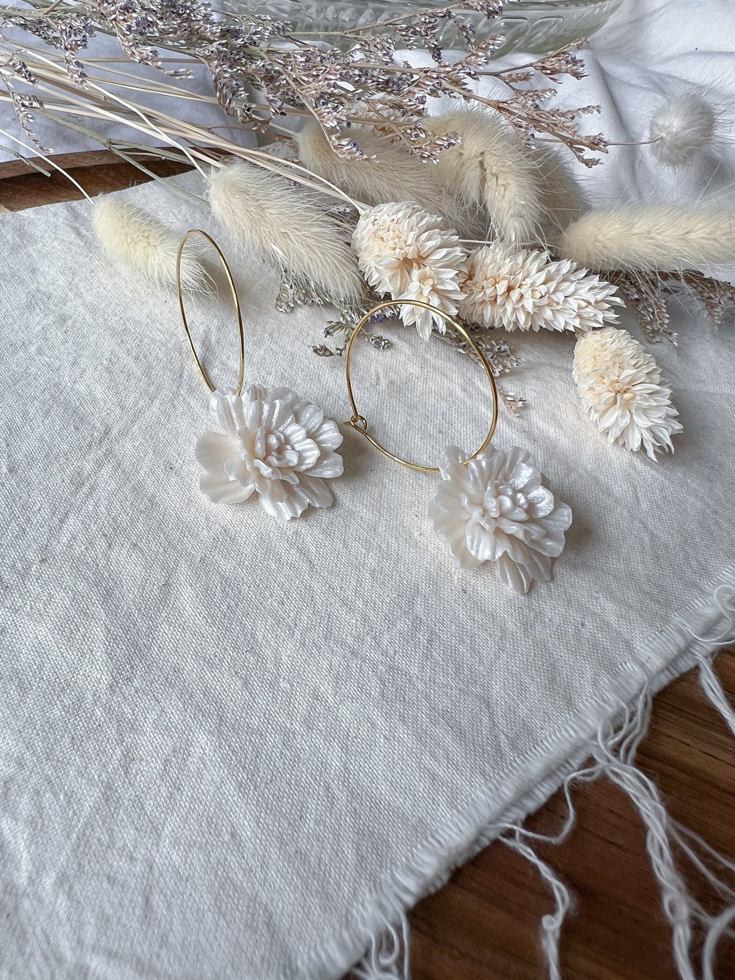 Flower Hoop in Pearl White