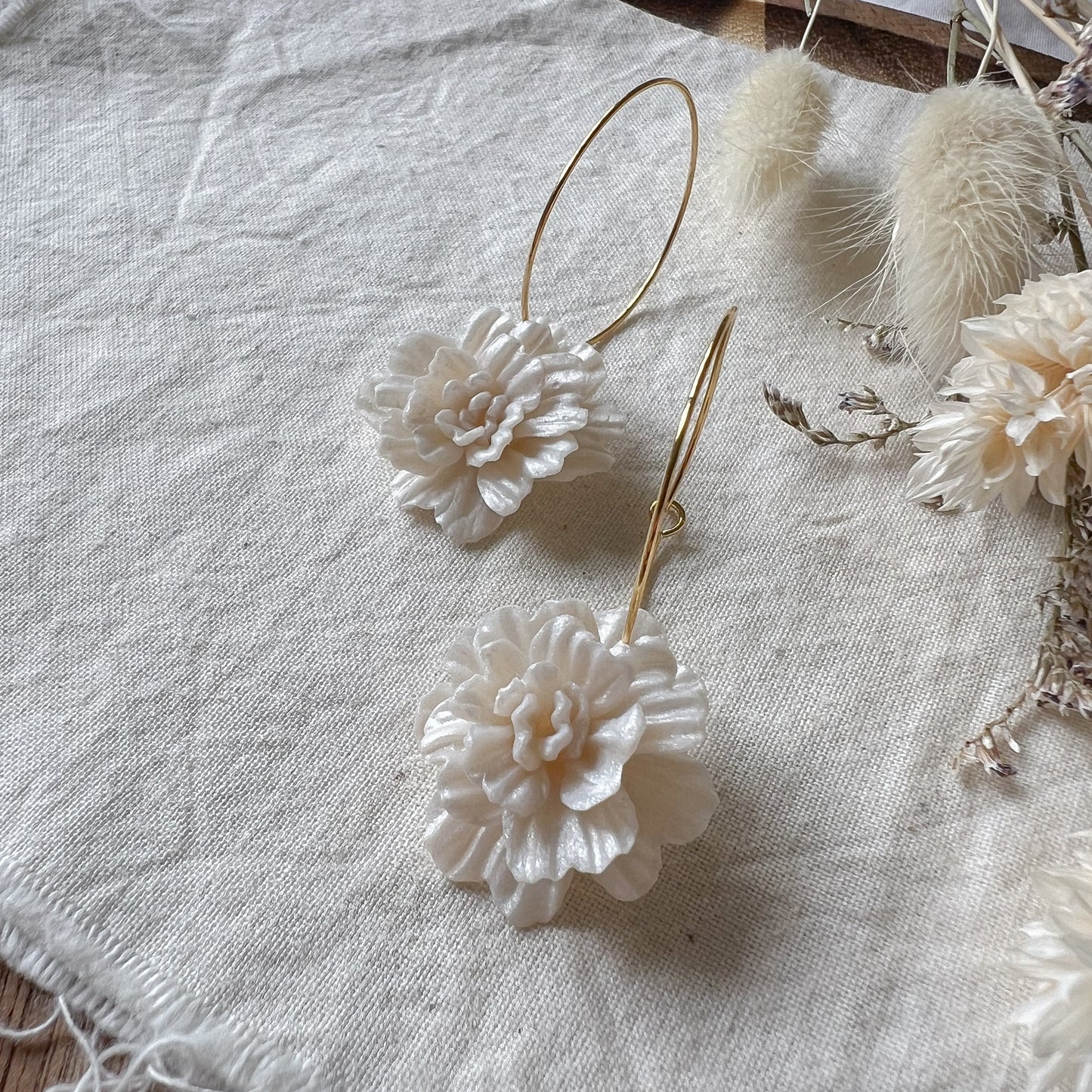 Flower Hoop in Pearl White