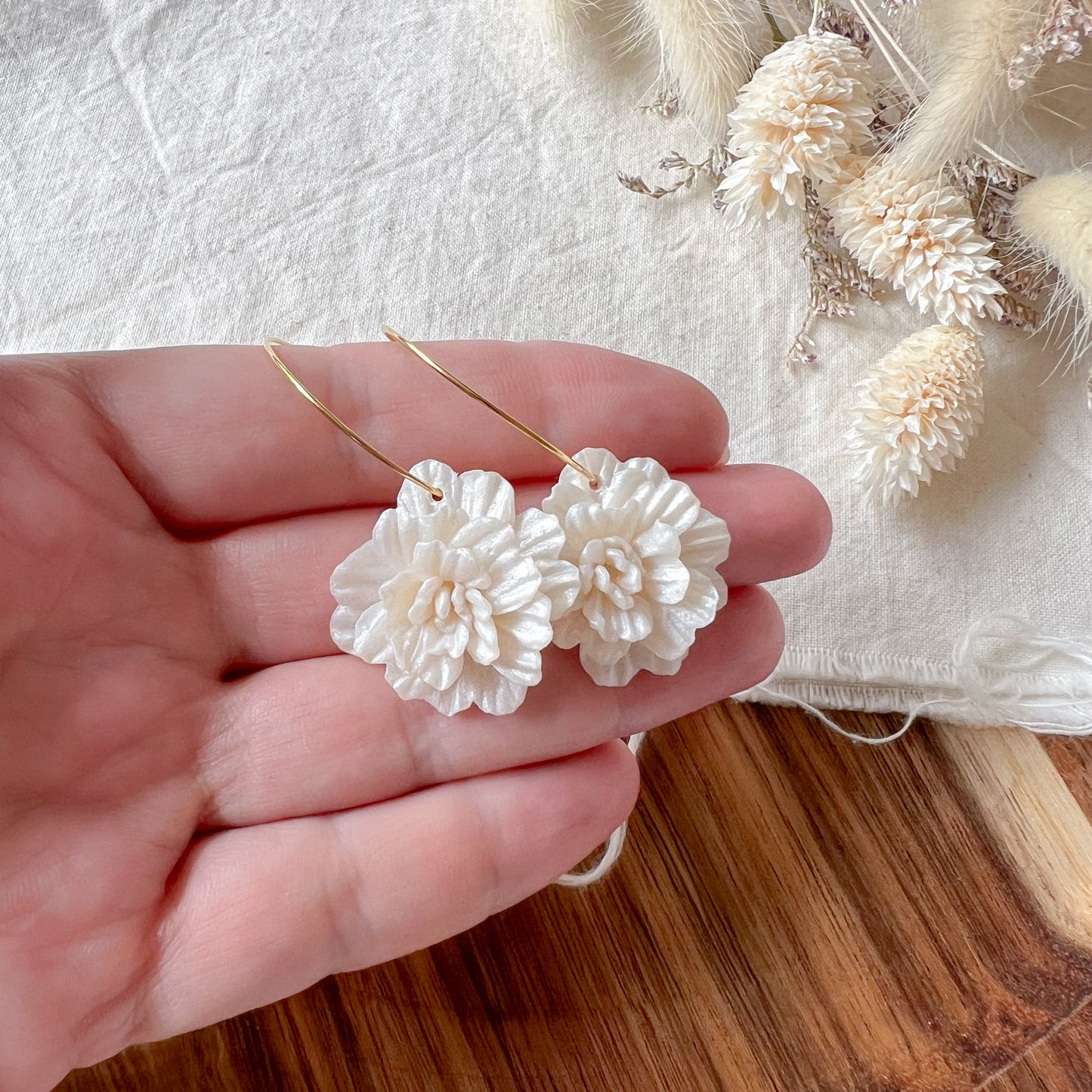 Flower Hoop in Pearl White