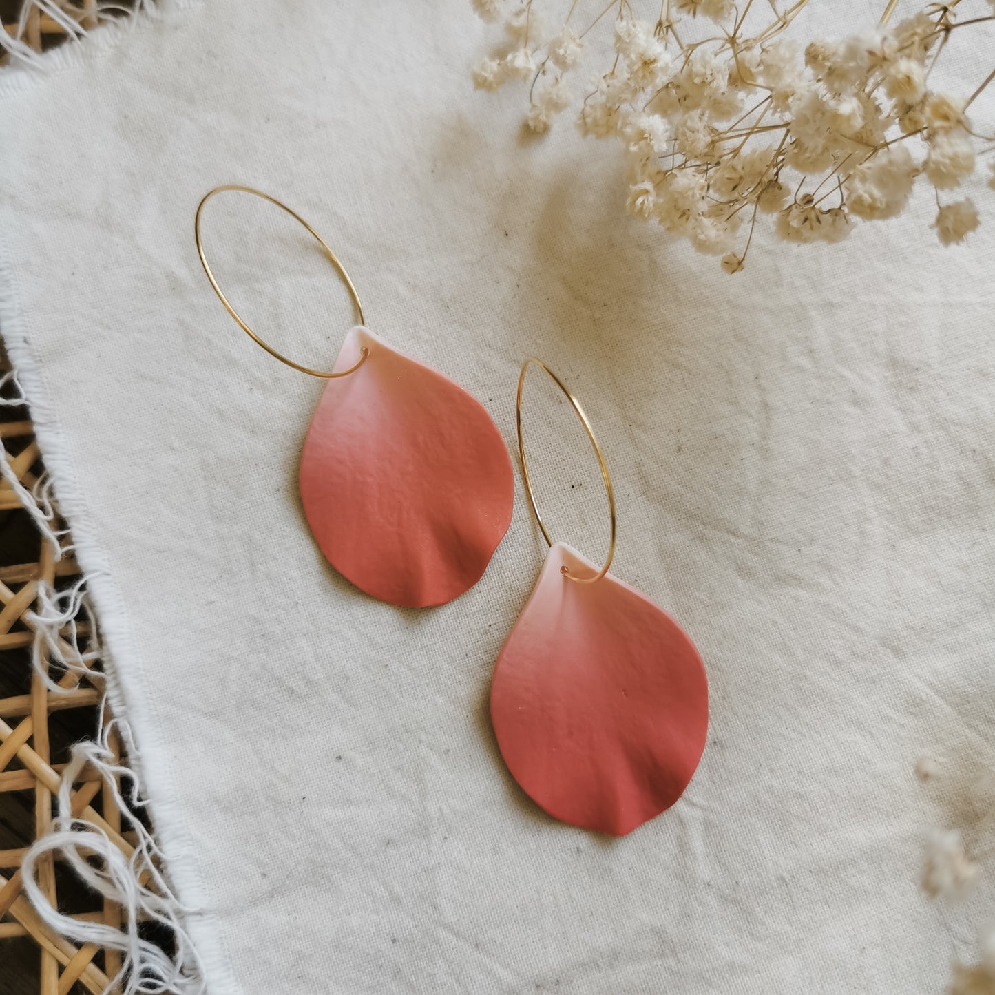 DELEN | large rose petal 30mm hoop earrings in coral pink ombre