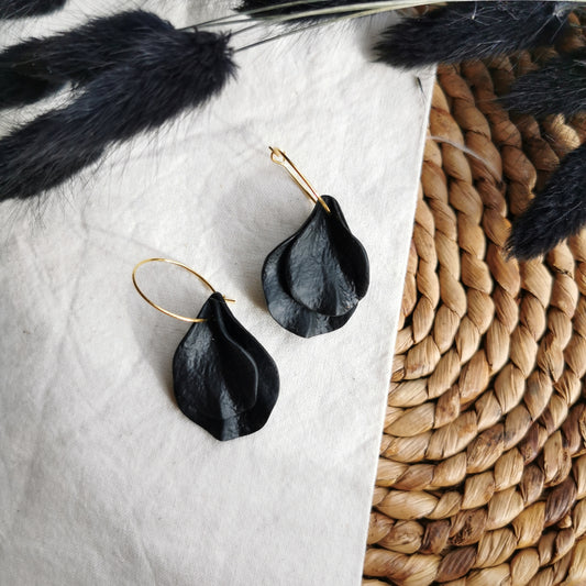 DELEN DOUBLE | medium rose petal 20mm hoop earrings in black velvet